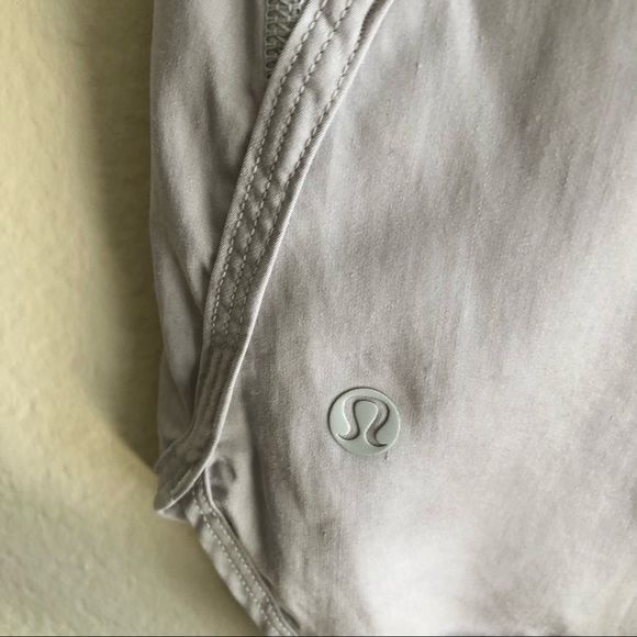 VEUC Lululemon Principle Tank sz 6 - Picture 4 of 4